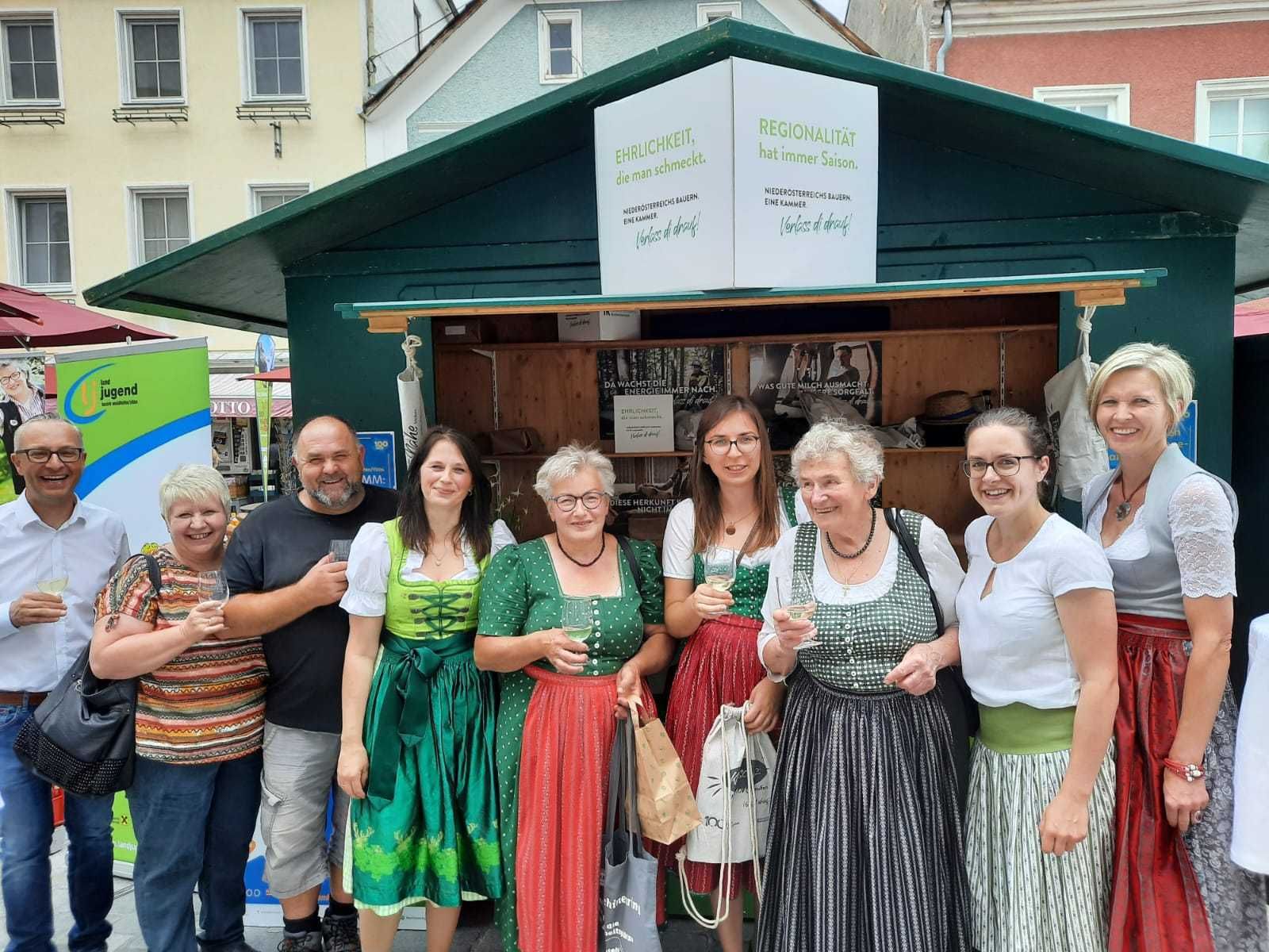 Gruppenfoto.jpg © BBK WY_Losbichler Gruppenfoto.jpg © BBK WY_Losbichler