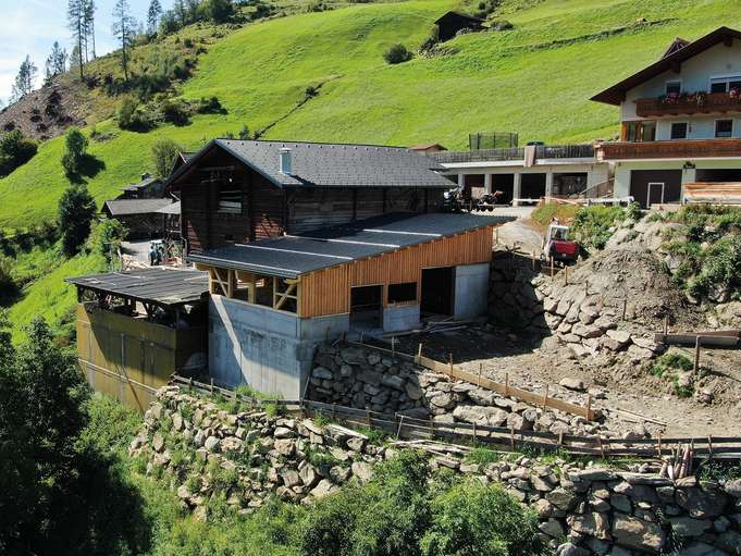 Berg-Milchviehbetrieb © ÖKL Berg-Milchviehbetrieb © ÖKL