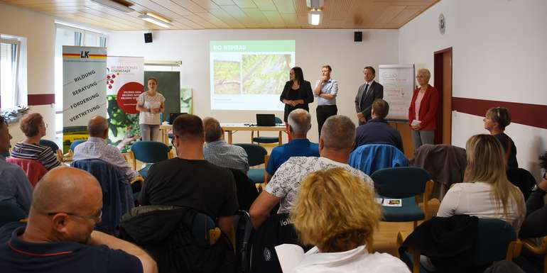 (c)kaiser-lk-burgenland_Niederschlesische Winzer zu Besuch im Burgenland_Seminarraum.jpg © Kaiser/LK Burgenland (c)kaiser-lk-burgenland_Niederschlesische Winzer zu Besuch im Burgenland_Seminarraum.jpg © Kaiser/LK Burgenland