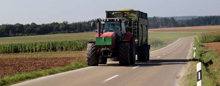 Traktor.jpg © Stock.adobe.com/Otto Durst Traktor.jpg © Stock.adobe.com/Otto Durst