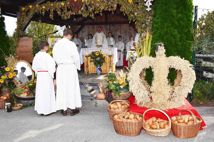 Erntedankfest Laufen.jpg