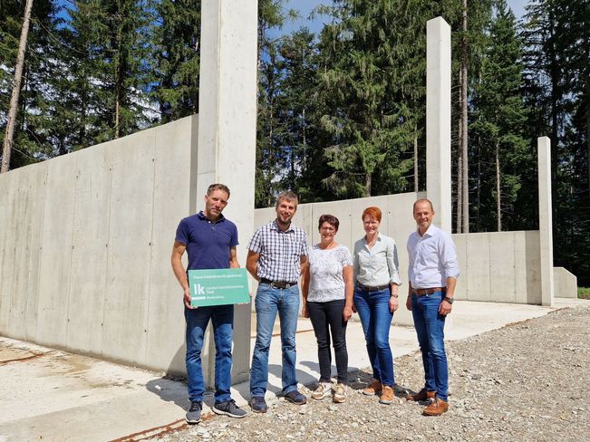 bezirksbesuch 2.jpg bezirksbesuch 2.jpg