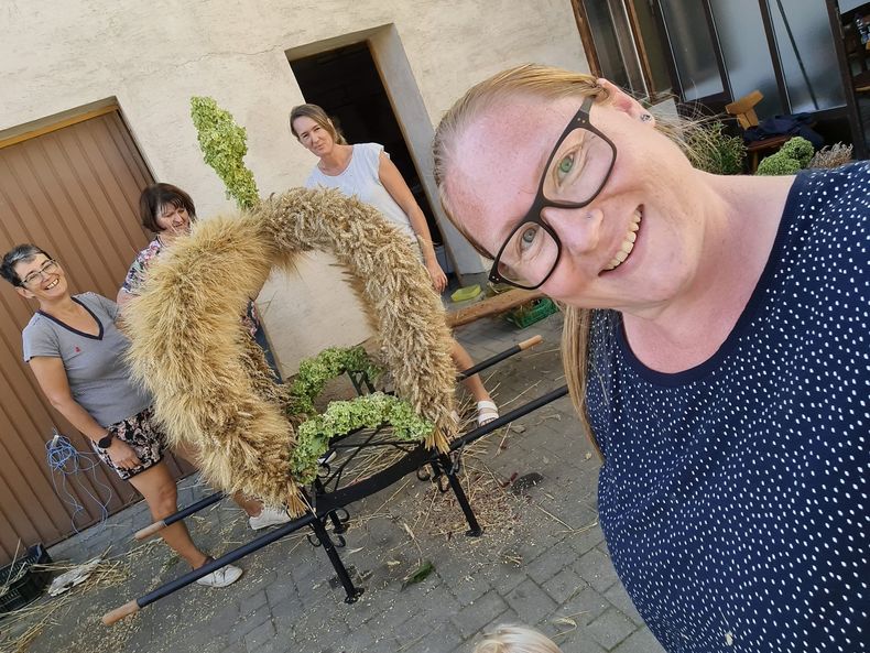 Erntekrone01.jpg Erntekrone01.jpg