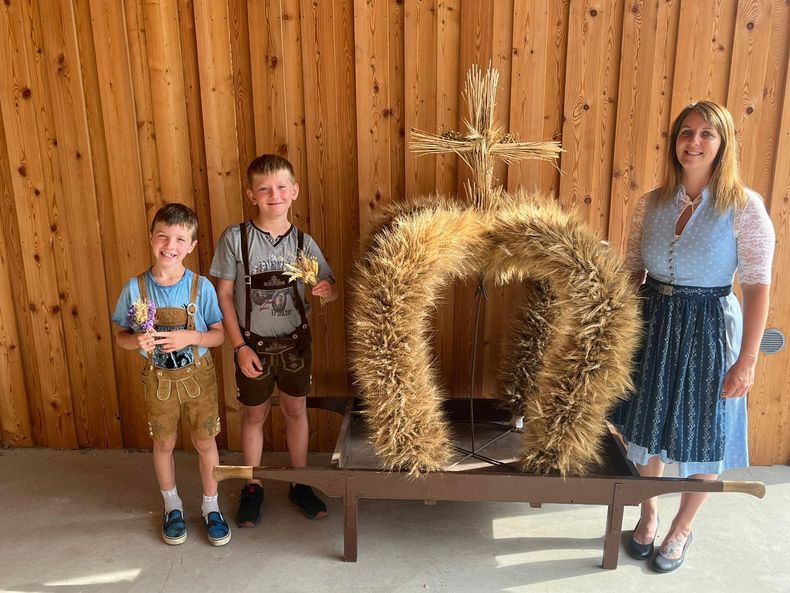 Erntekrone2.jpg Erntekrone2.jpg