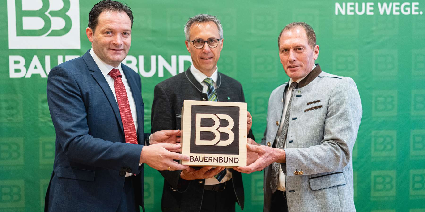 Landwirtschaftsminister Nobert Totschnig, Bauernbund-Präsident Abg.z.NR Georg Strasser, LKÖ-Präsident Josef Moosbrugger