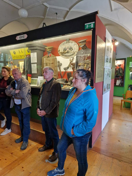 Ausflug BB und ARGE Bäuerinnen.png Ausflug BB und ARGE Bäuerinnen.png