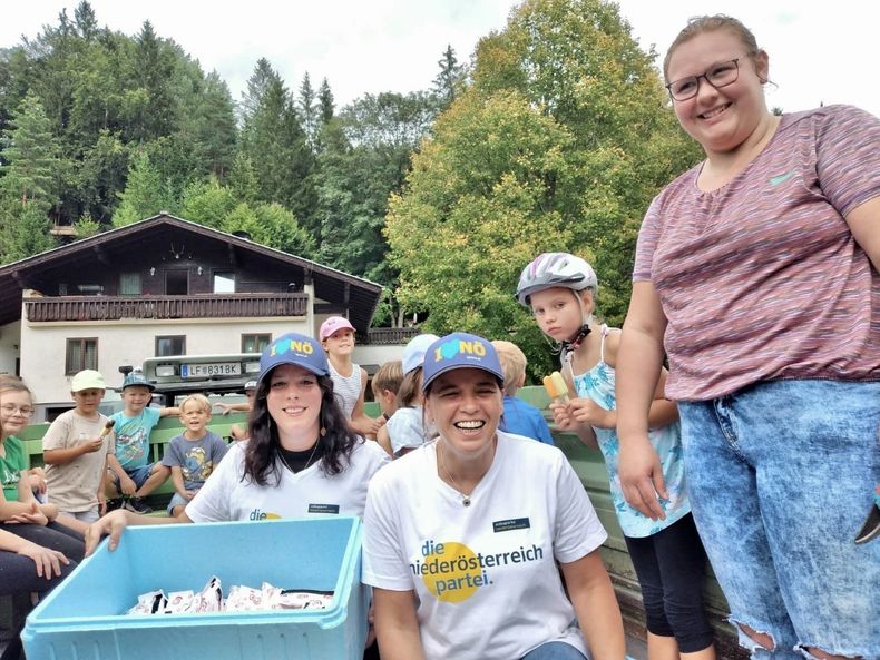 Eisaktion.jpg Eisaktion.jpg