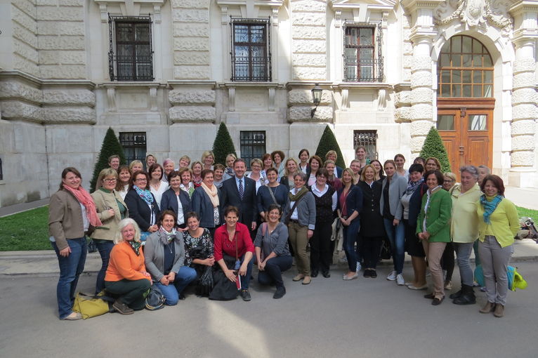 Gruppenbild_alle_TN_ZAMm_Exkursion_2019.jpg © Privat