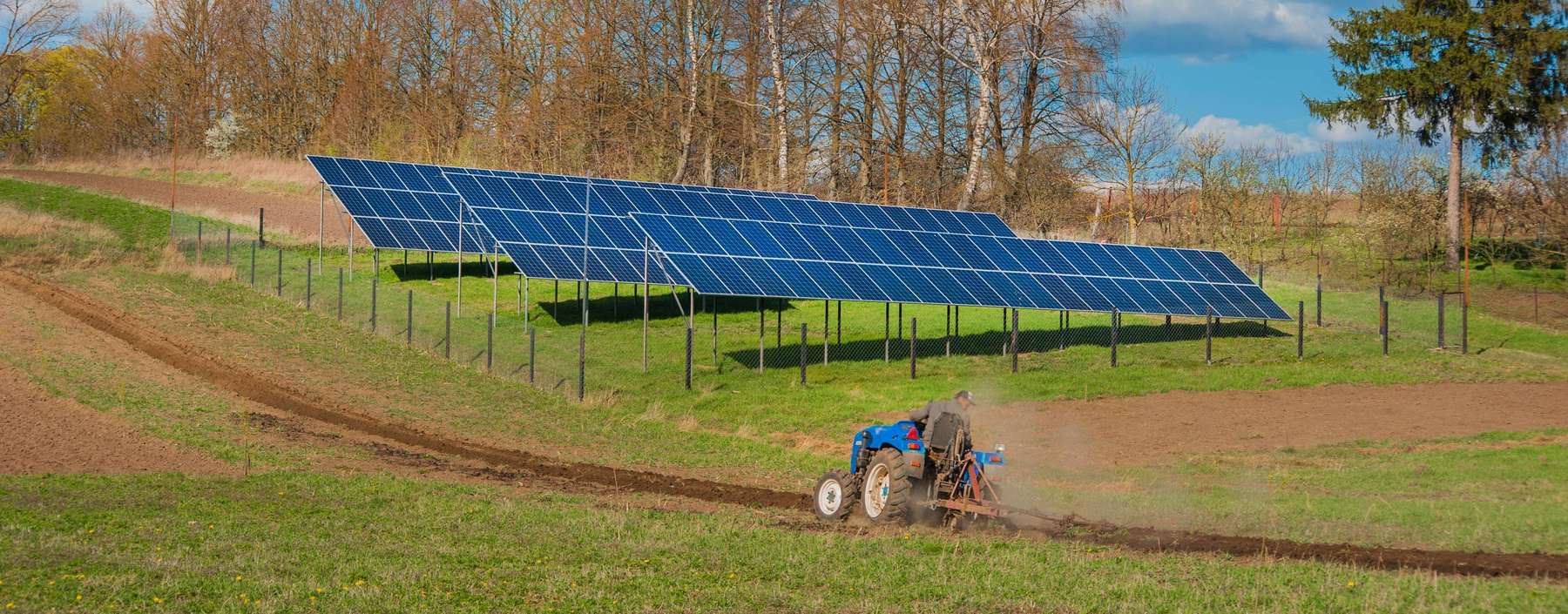 Photovoltaik Teil1-min.jpg © stock.adobe.com Photovoltaik Teil1-min.jpg © stock.adobe.com