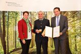 Staatspreisverleihung Wald 2022: Die Preisträger aus Niederösterreich © BML/Moritz-Scheer Staatspreisverleihung Wald 2022: Die Preisträger aus Niederösterreich © BML/Moritz-Scheer