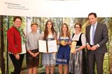 Staatspreisverleihung Wald 2022: Die Preisträger aus Niederösterreich © BML/Moritz-Scheer Staatspreisverleihung Wald 2022: Die Preisträger aus Niederösterreich © BML/Moritz-Scheer