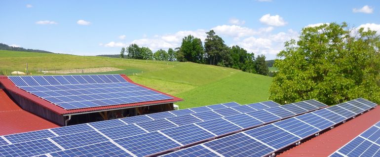 PVAnlage_Scheuch_Bild_Danninger.jpg © Landwirtschaftskammer Oberösterreich/Danninger PVAnlage_Scheuch_Bild_Danninger.jpg © Landwirtschaftskammer Oberösterreich/Danninger