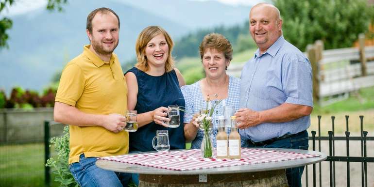 Ein Blick hinter die Kulissen des Urlaub am Bauernhof-Betriebs Angelika Wagner in Waidhofen an der Ybbs. Ein Blick hinter die Kulissen des Urlaub am Bauernhof-Betriebs Angelika Wagner in Waidhofen an der Ybbs.