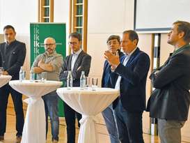 Podiusmdiskussion 4c© LK VBg. (Mittel).jpg Podiusmdiskussion 4c© LK VBg. (Mittel).jpg