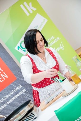 Initiative  Selbstbewusst kochen  zeigt, wie man mit selbst kochen Geld sparen kann. © Eva Lechner/LK Niederösterreich
