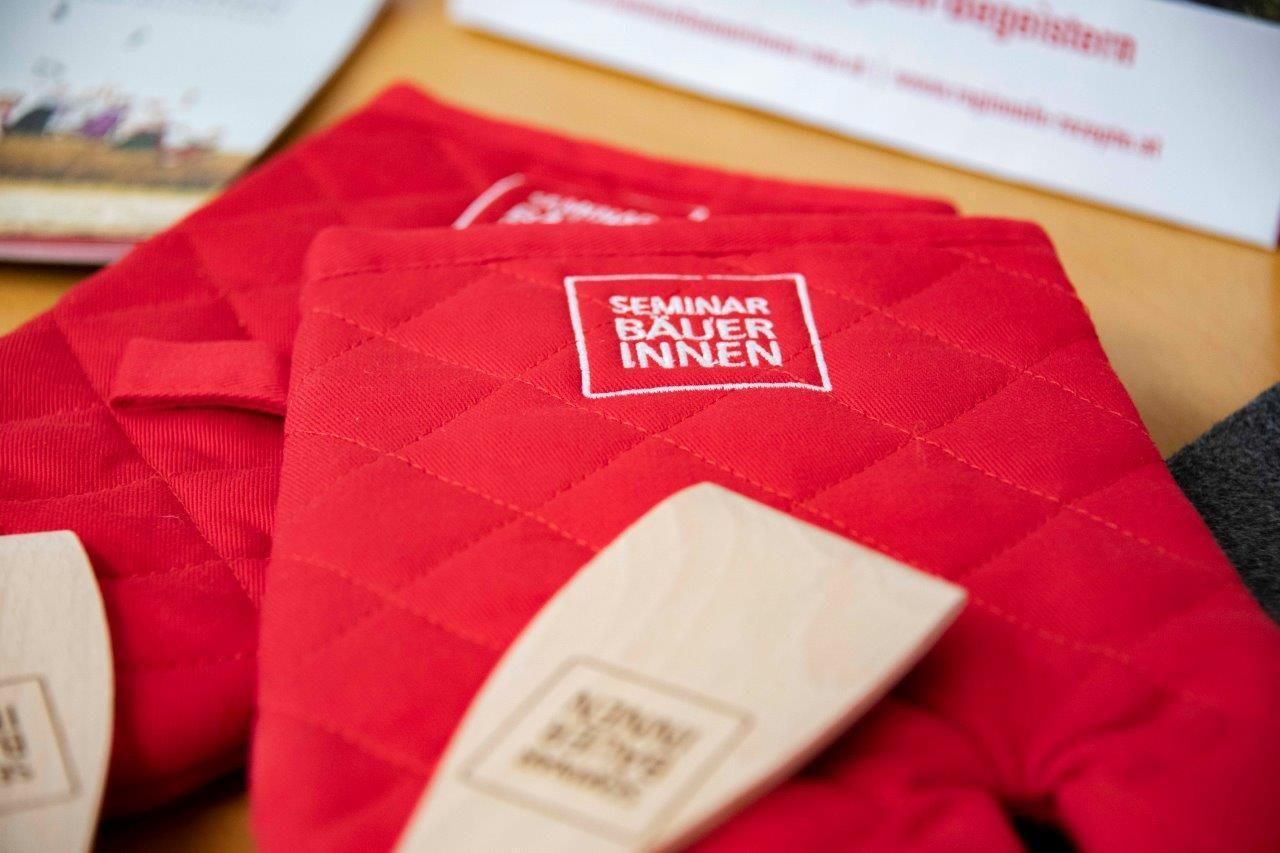 Initiative  Selbstbewusst kochen  zeigt, wie man mit selbst kochen Geld sparen kann. © Eva Lechner/LK Niederösterreich Initiative  Selbstbewusst kochen  zeigt, wie man mit selbst kochen Geld sparen kann. © Eva Lechner/LK Niederösterreich