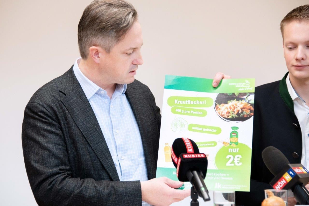 Initiative  Selbstbewusst kochen  zeigt, wie man mit selbst kochen Geld sparen kann. © Eva Lechner/LK Niederösterreich Initiative  Selbstbewusst kochen  zeigt, wie man mit selbst kochen Geld sparen kann. © Eva Lechner/LK Niederösterreich