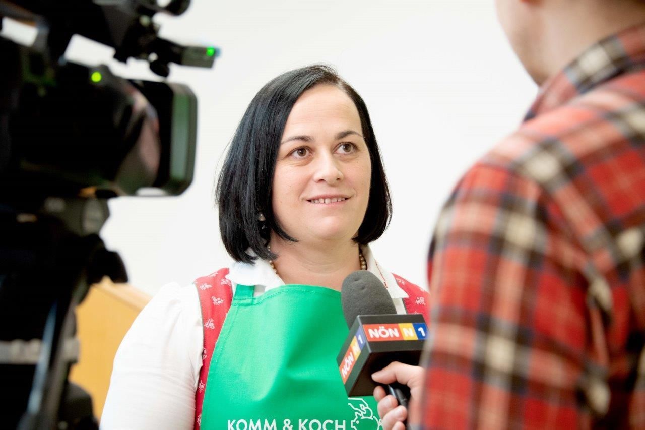 Initiative  Selbstbewusst kochen  zeigt, wie man mit selbst kochen Geld sparen kann. © Eva Lechner/LK Niederösterreich Initiative  Selbstbewusst kochen  zeigt, wie man mit selbst kochen Geld sparen kann. © Eva Lechner/LK Niederösterreich