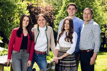 Viktorhof_Familie Prasser.jpg © Elias Jerusalem Viktorhof_Familie Prasser.jpg © Elias Jerusalem