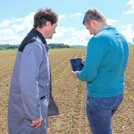 Mit einer guten Fahrspurplanung lässt sich Zeit und Geld am landwirtschaftlichen Betrieb sparen.