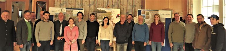 Biodiversitätsdorf Probstdorf_Präsentation_Teilnehmergruppe_29112022_© BLATT BIODIVERSITÄT.jpg © Blatt Biodiversität Biodiversitätsdorf Probstdorf_Präsentation_Teilnehmergruppe_29112022_© BLATT BIODIVERSITÄT.jpg © Blatt Biodiversität