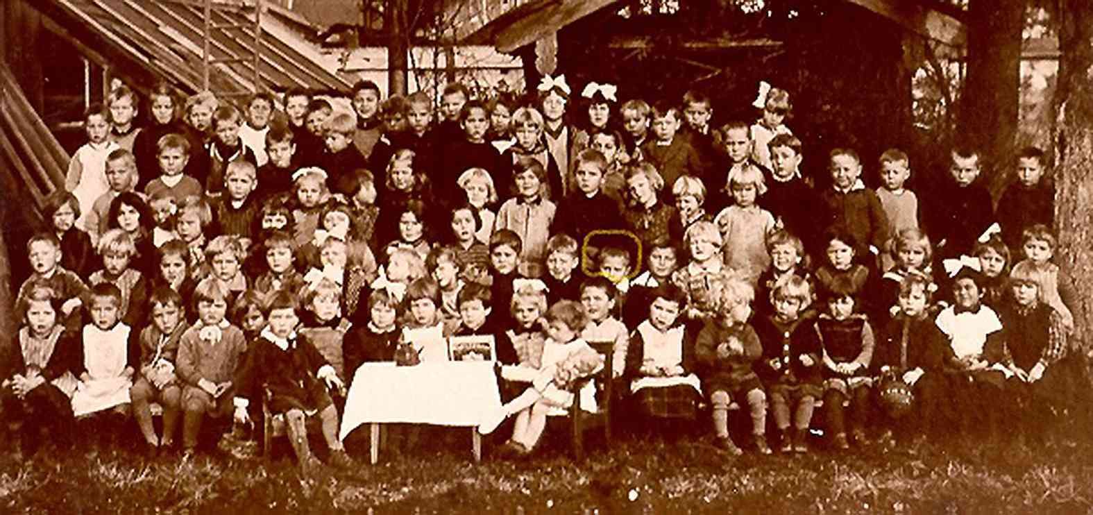 Kindergarte 2 markiert.jpg © Archiv Kindergarte 2 markiert.jpg © Archiv