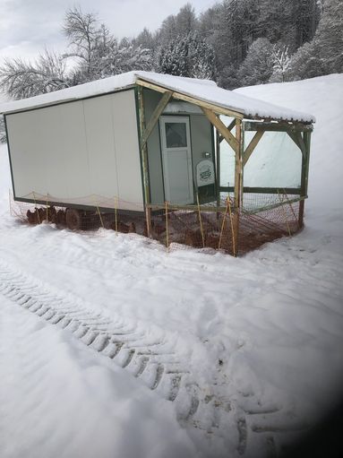 Mobilstall_Außenscharraum.jpg © Landwirtschaftskammer Oberösterreich/Doblmair