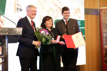 Auszeichnung Wakonig.jpg © AV/LK Auszeichnung Wakonig.jpg © AV/LK