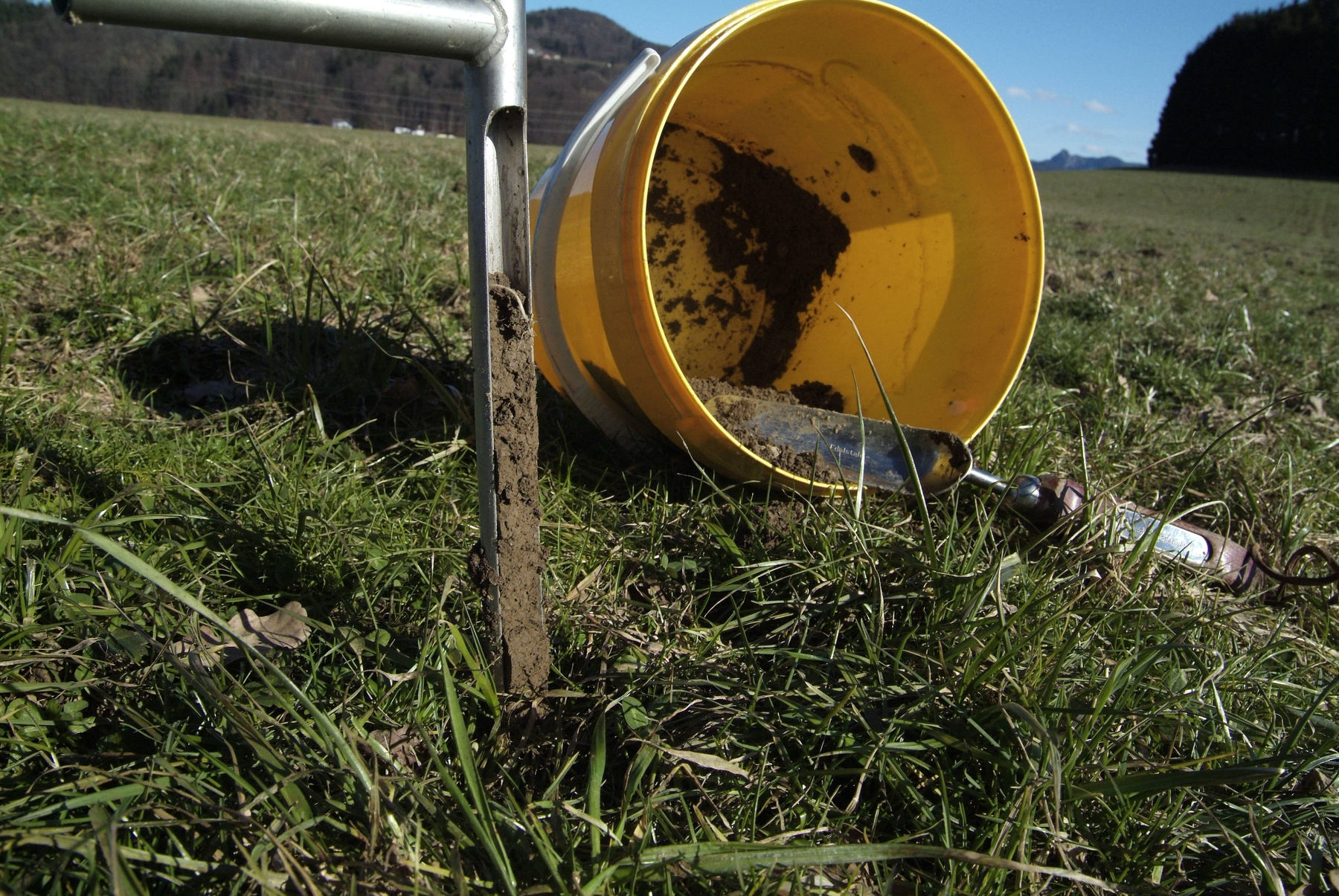 Bodenprobe.jpg © Dürnberger Bodenprobe.jpg © Dürnberger