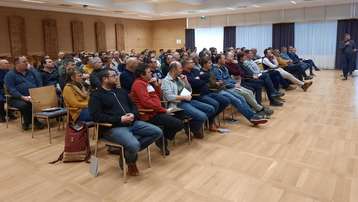 Fachnachmittag zum Thema: "Nachhaltiger BIO Maisanbau", 1. Februar 2023, HLBLA St. Florian Fachnachmittag zum Thema: "Nachhaltiger BIO Maisanbau", 1. Februar 2023, HLBLA St. Florian