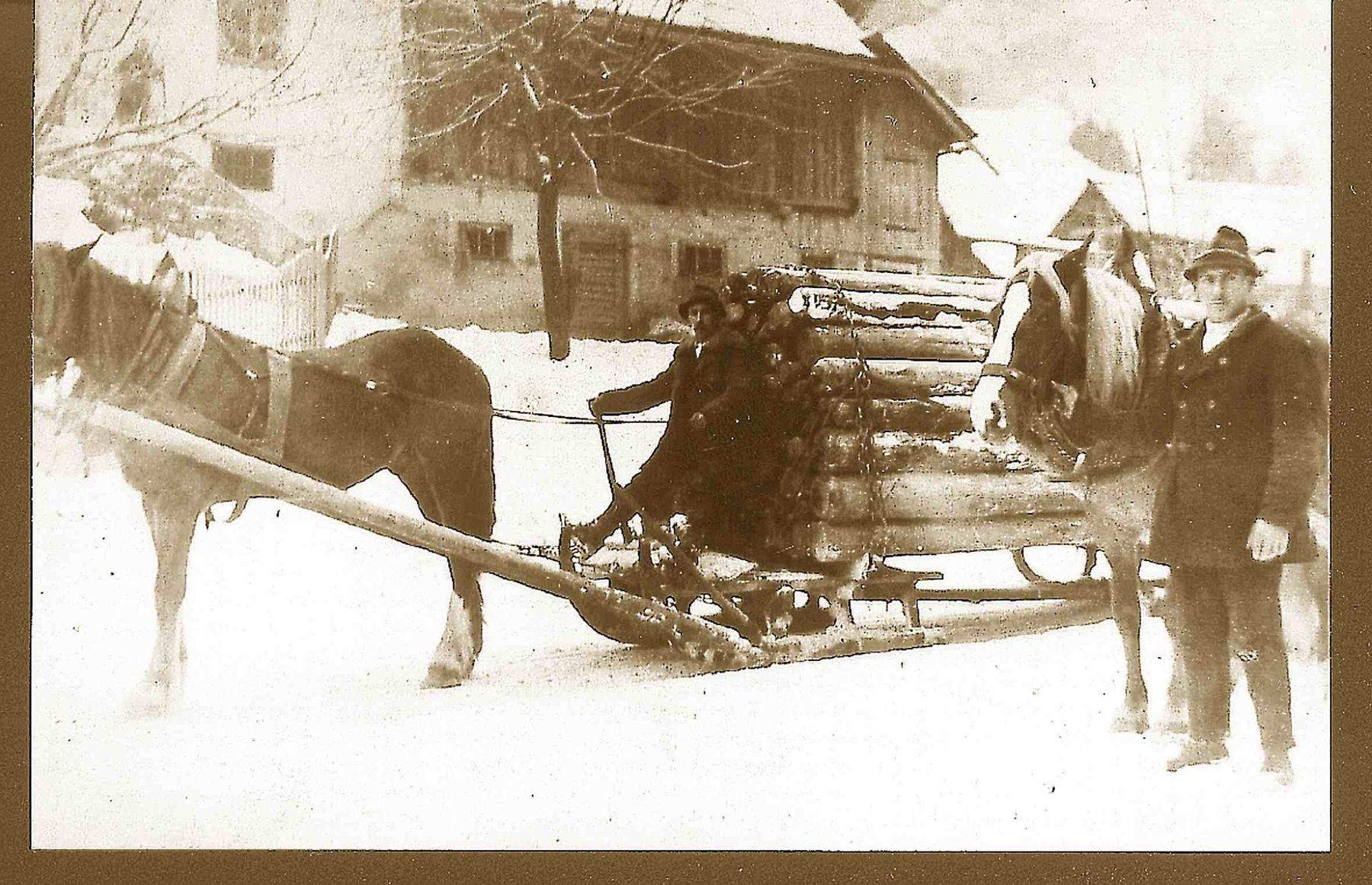 Ziehschlitten.jpg © Archiv Ziehschlitten.jpg © Archiv