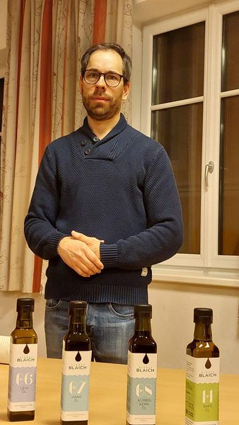 Ehrengäste, Vortragende und Organisatorinnen.jpg Ehrengäste, Vortragende und Organisatorinnen.jpg