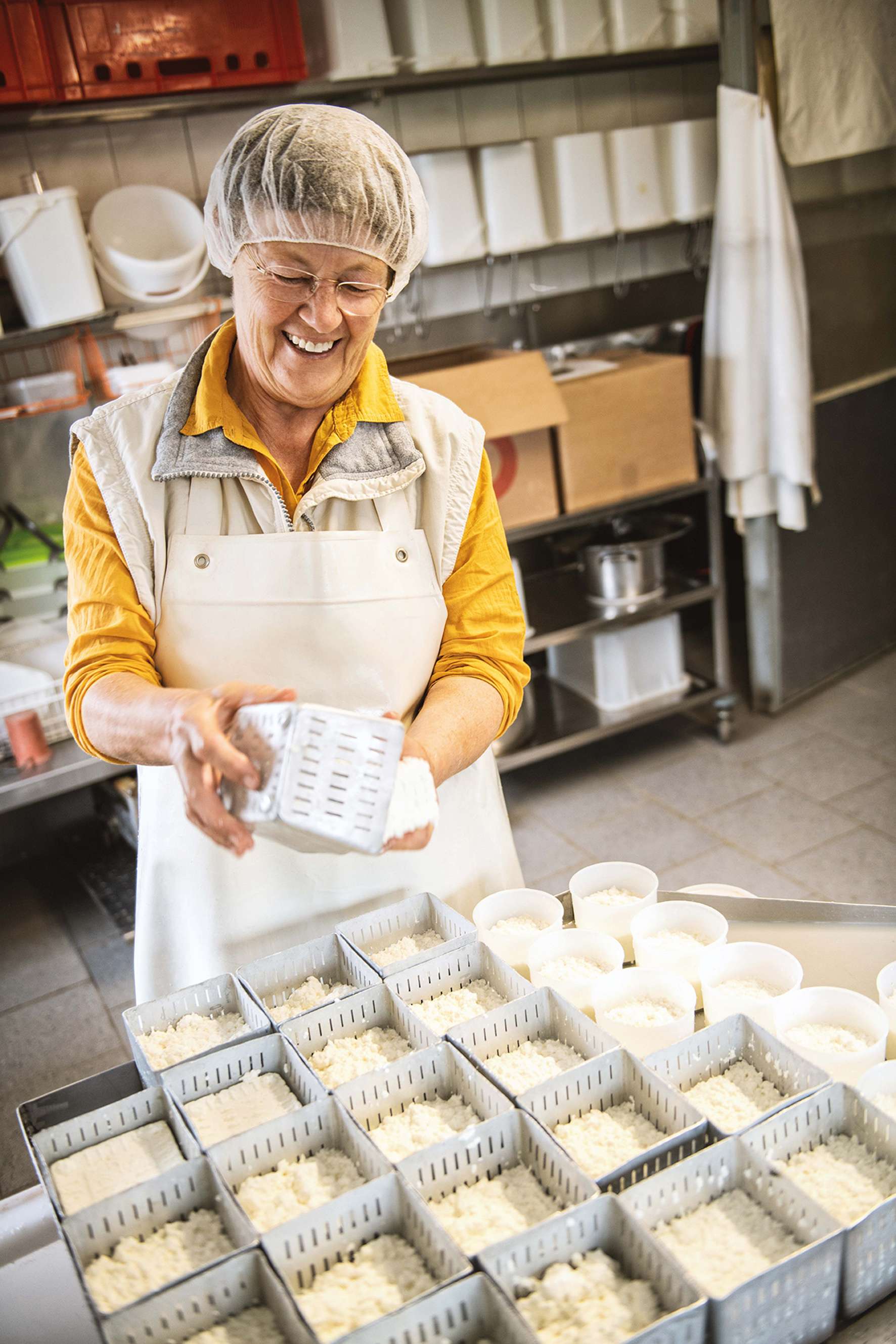 Mit Ziegenprodukten auf den Märkten.jpg © Privat Mit Ziegenprodukten auf den Märkten.jpg © Privat