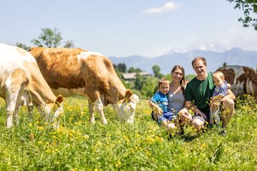 Familie Brugger Mai 22-8.jpg © Achim Mandler Photography