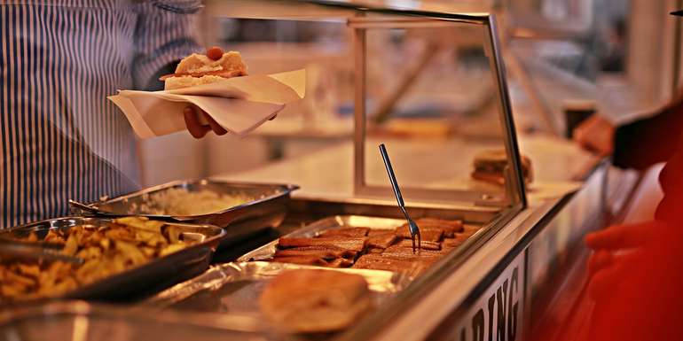 Kantinenessen © Romain DEL BUONO auf Pixabay Kantinenessen © Romain DEL BUONO auf Pixabay