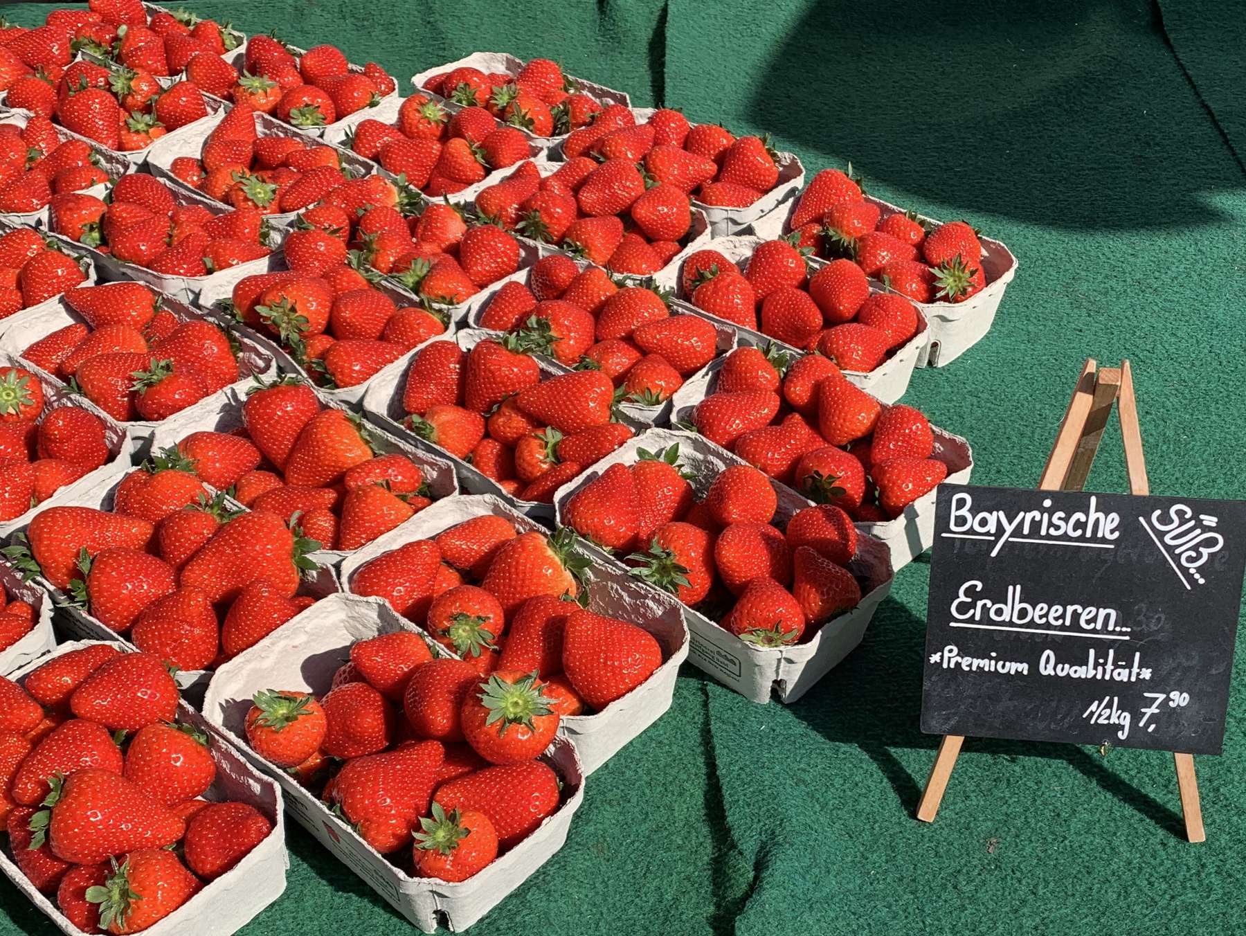 sb15_mt_erdbeeren.jpg © Dürnberger sb15_mt_erdbeeren.jpg © Dürnberger