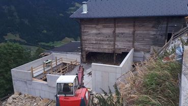 schwieriger Unterbau Suntinger.jpg © EIP Projekt Berg-­Milchvieh