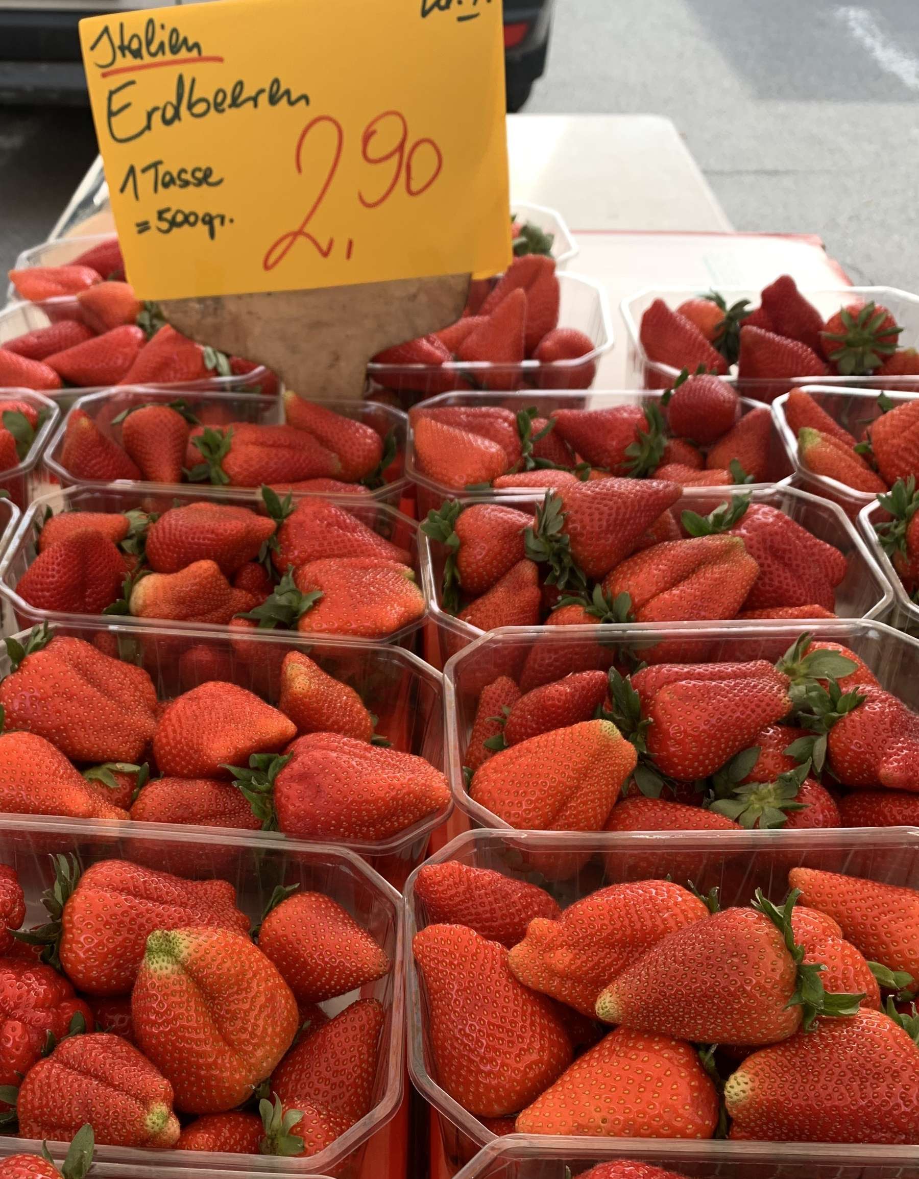 Erdbeeren1.jpg © Dürnberger Erdbeeren1.jpg © Dürnberger
