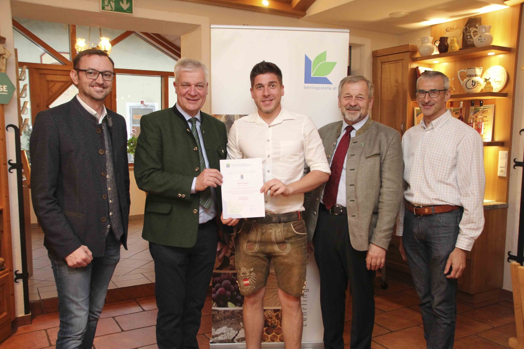 Facharbeiterbriefverleihung 2023 Amstetten.jpg © Lehrlings- und Fachausbildungsstelle Facharbeiterbriefverleihung 2023 Amstetten.jpg © Lehrlings- und Fachausbildungsstelle