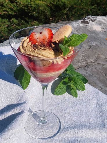Foto Erdbeer-Espresso-Dessert.jpg © Schlager-Haslauer Foto Erdbeer-Espresso-Dessert.jpg © Schlager-Haslauer