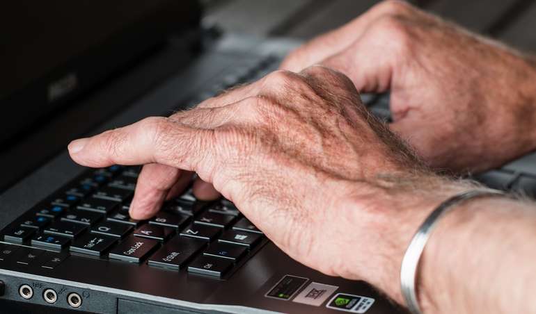 E-Mail-Adresse E-Mail-Adresse