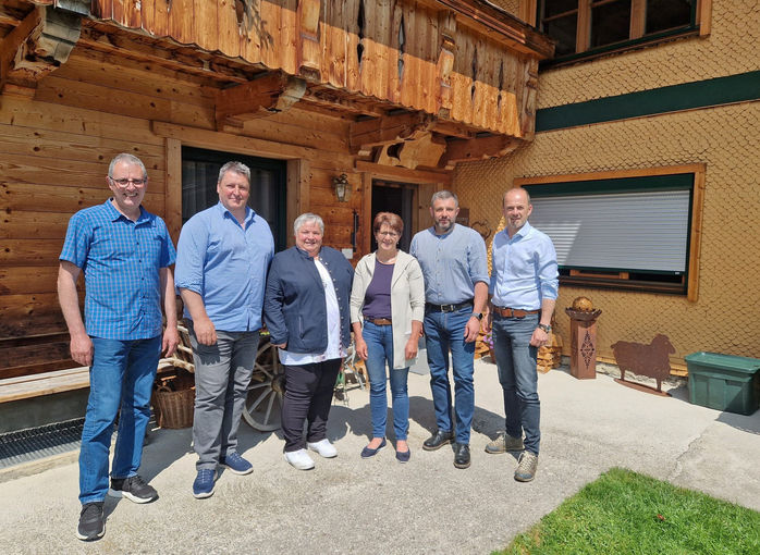 LK_Bezirksbesuch_Reutte_c_LK-Tirol.jpg © LK Tirol LK_Bezirksbesuch_Reutte_c_LK-Tirol.jpg © LK Tirol