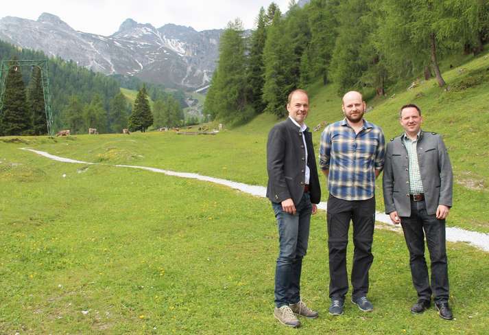 Foto Alm.jpg Foto Alm.jpg