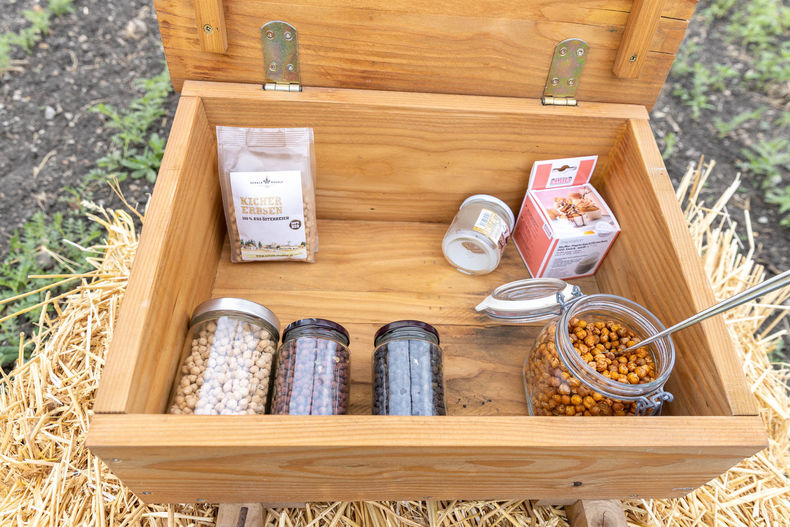 Eröffnung der AckerkulTOUR 2023 © Die Bäuerinnen im Gebiet Schwechat Eröffnung der AckerkulTOUR 2023 © Die Bäuerinnen im Gebiet Schwechat