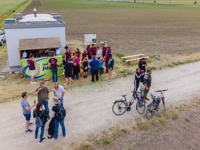 Eröffnung der AckerkulTOUR 2023 © Die Bäuerinnen im Gebiet Schwechat Eröffnung der AckerkulTOUR 2023 © Die Bäuerinnen im Gebiet Schwechat