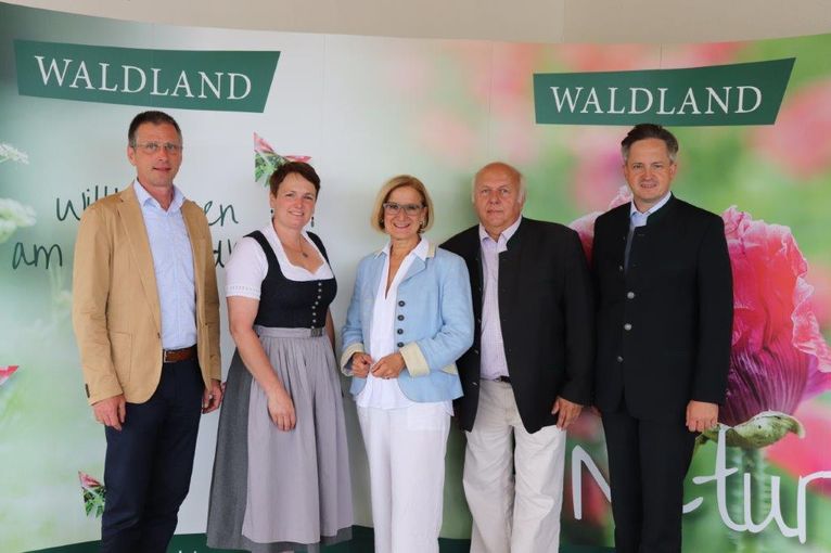 Waldland_Sommerfest mit Fachtag.jpg © Waldland