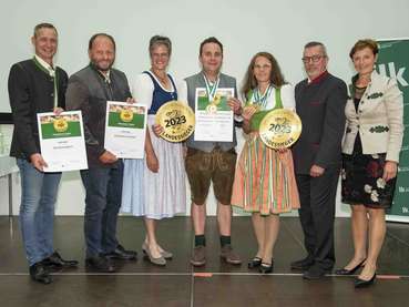 Steirische Spezialitätenprämierung - Milchspezialitäten: Doppellandessieger Barbara Wurzinger und Hannes Thaller © LK STMK/Franz Suppan