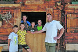Schachenalm Familie.jpg © Mooslechner