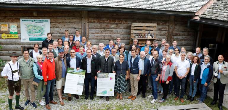 Gruppenfoto Schnitzhofalm