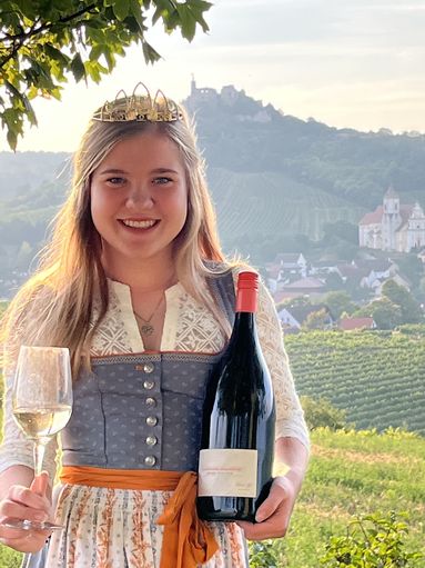 2022-06_Viktoria Bayer.jpg © privat 2022-06_Viktoria Bayer.jpg © privat